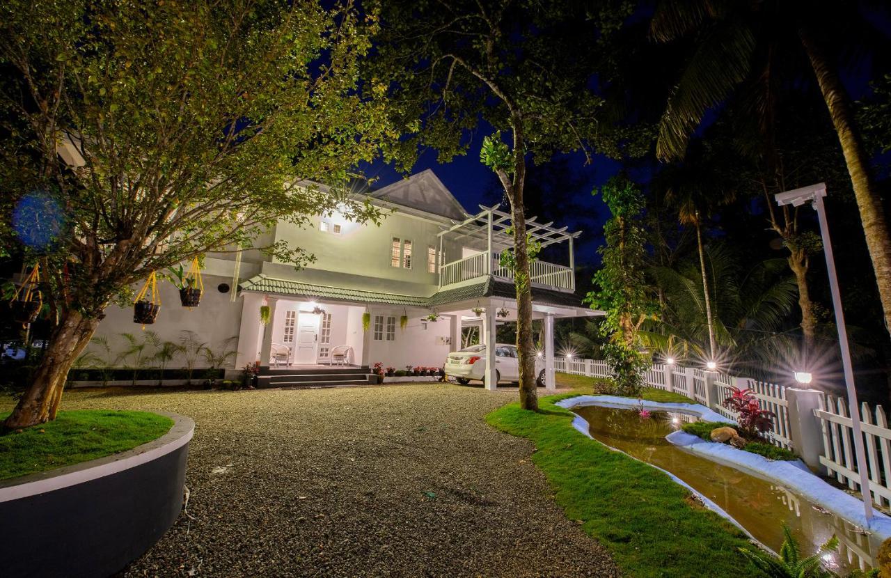 Alencherry Plantation Homestay Thekkady Exterior foto